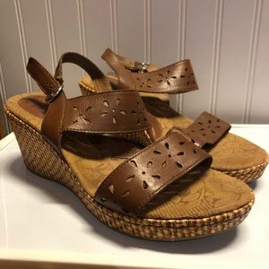 B.O.C Brown Leather Wedge Sandals
